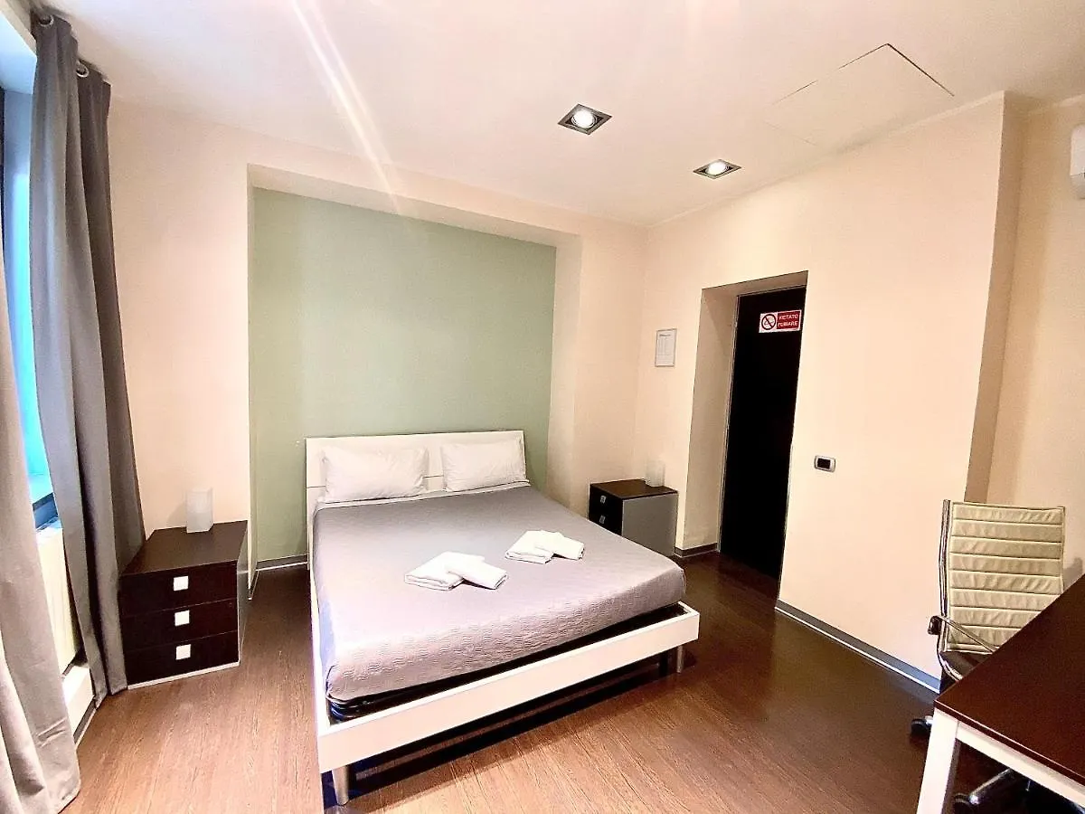 Gemini Guest House Rome 2*,